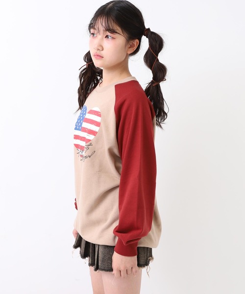 ANAP GｉRL（アナップガール）の「アメリカンハート ラグラン オーバー スウェット（スウェット・キッズ・ブラック/ダークアッシュ/レッド・XS/S/M）」の21枚目の写真