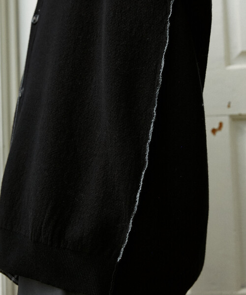 PUBLUX(パブリュクス)の「PUBLUX/パブリュクス 配色ニットカーディガン(限定展開)(カーディガン/ボレロ・メンズ・ベージュ/ブラック/グレー・SMALL/MEDIUM/LARGE)」の14枚目の写真