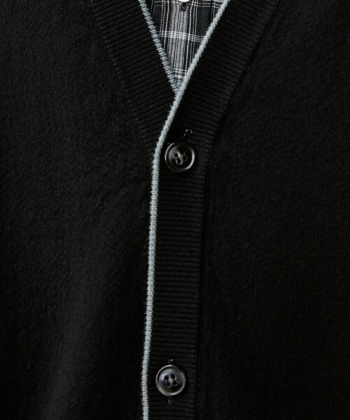 PUBLUX(パブリュクス)の「PUBLUX/パブリュクス 配色ニットカーディガン(限定展開)(カーディガン/ボレロ・メンズ・ベージュ/ブラック/グレー・SMALL/MEDIUM/LARGE)」の15枚目の写真