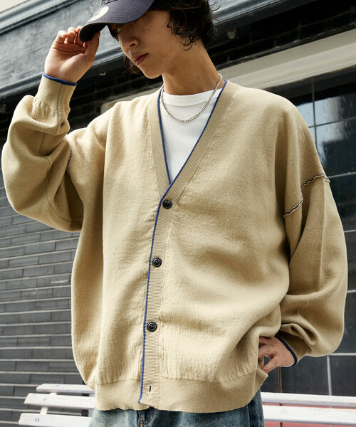 PUBLUX(パブリュクス)の「PUBLUX/パブリュクス 配色ニットカーディガン(限定展開)(カーディガン/ボレロ・メンズ・ベージュ/ブラック/グレー・SMALL/MEDIUM/LARGE)」の22枚目の写真