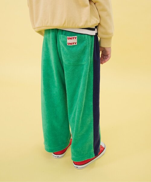 BREEZE（ブリーズ）の「【WEB限定/ジュニア対応】サイドラインパイルトラックパンツ（その他パンツ・キッズ・ブラック/レッド/グリーン/ベージュ・120/110/100/90/80/140/130）」の3枚目の写真