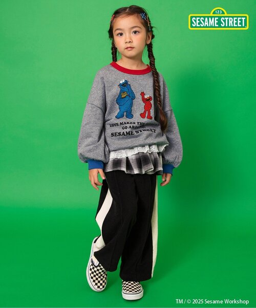 BREEZE（ブリーズ）の「【WEB限定/ジュニア対応】サイドラインパイルトラックパンツ（その他パンツ・キッズ・ブラック/レッド/グリーン/ベージュ・120/110/100/90/80/140/130）」の7枚目の写真