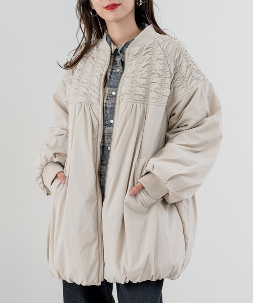 refinedworks（リファインドワークス）の「【refinedworks】シャーリング デザインが新鮮見えする 中綿 アウター！（その他アウター・レディース・グレイッシュベージュ/カーキ/ブラック・FREE）」の19枚目の写真