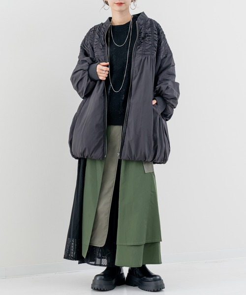 refinedworks（リファインドワークス）の「【refinedworks】シャーリング デザインが新鮮見えする 中綿 アウター！（その他アウター・レディース・グレイッシュベージュ/カーキ/ブラック・FREE）」の10枚目の写真