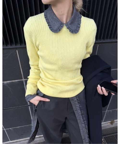 LE CIEL BLEU（ルシェルブルー）の「トゥーテクスチャーリブドニットトップ / Two-Texture Ribbed Knit Top（ニット/セーター・レディース・ネイビー/ブラック/チャコールグレー/ライトイエロー・36）」の4枚目の写真