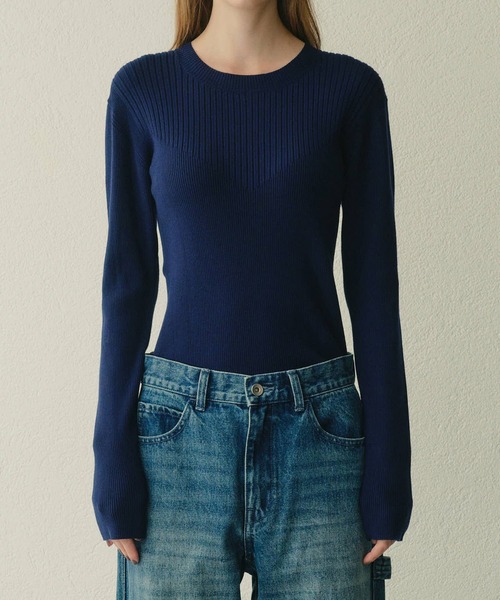 LE CIEL BLEU（ルシェルブルー）の「トゥーテクスチャーリブドニットトップ / Two-Texture Ribbed Knit Top（ニット/セーター・レディース・ネイビー/ブラック/チャコールグレー/ライトイエロー・36）」の17枚目の写真
