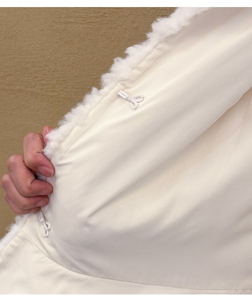 FELLINI（フェリーニ）の「【Fellini/フェリーニ】ペプラムファーベスト（ベスト・レディース・オフホワイト/ブラウン・FREE）」の8枚目の写真