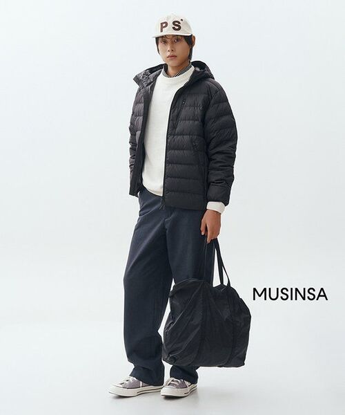 MUSINSA STANDARD（ムシンサスタンダード）の「[シティレジャー] フードパーカ ライトダウンジャケット [ブラック]（ダウンジャケット/コート・メンズ・その他・XX-LARGE/SMALL/MEDIUM/LARGE/X-LARGE）」の2枚目の写真
