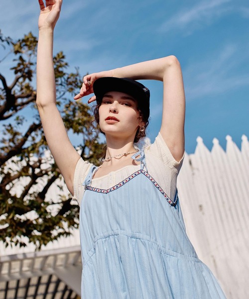 MILKFED.(ミルクフェド)の「TYROLEAN TAPE CAMI DRESS(ワンピース・レディース・オフホワイト/ライトブルー/ブラック・ONE SIZE)」の3枚目の写真