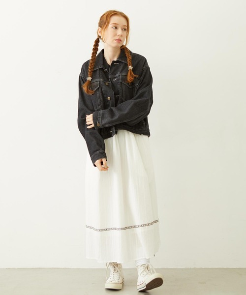 MILKFED.(ミルクフェド)の「TYROLEAN TAPE CAMI DRESS(ワンピース・レディース・オフホワイト/ライトブルー/ブラック・ONE SIZE)」の12枚目の写真