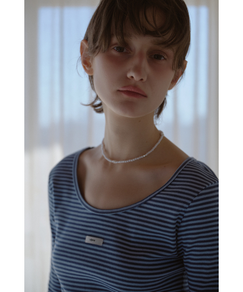 LETERIE(レテリー)の「LR ROUND NECK LONG SLEEVE_BLUE(Tシャツ/カットソー・レディース・ブルー・FREE)」の3枚目の写真