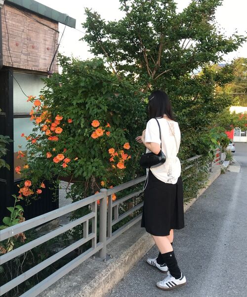 FLAREUP(フレアアップ)の「Pleats Midi Skirt (FL-243_Black)(スカート・レディース・ブラック・1/2)」の16枚目の写真