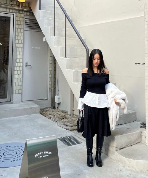 FLAREUP(フレアアップ)の「Pleats Midi Skirt (FL-243_Black)(スカート・レディース・ブラック・1/2)」の2枚目の写真