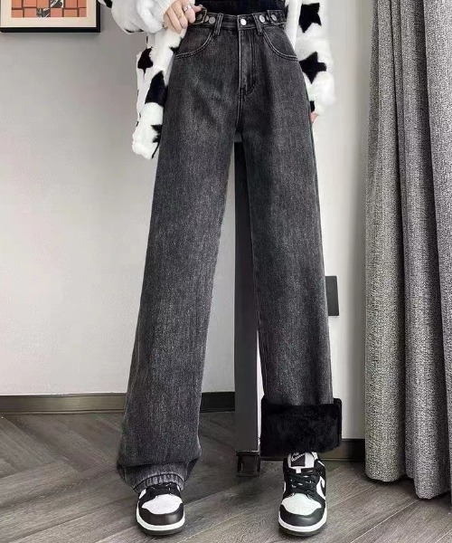 deux amour(ドゥーザムール)の「裏ボアあったかデニムパンツ(デニムパンツ・レディース・サックスブルー/チャコールグレー/ブラック/ネイビー・FREE)」の8枚目の写真