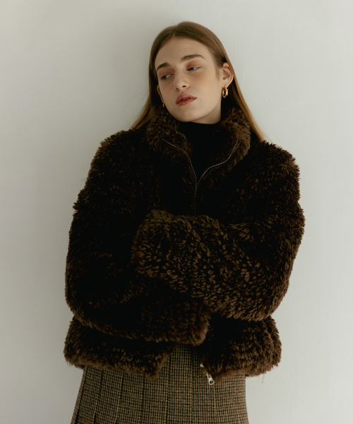 TTUDEMENT(トュードメント)の「TEDDY FUR JUMPER DARK BROWN(その他アウター・レディース・その他・SMALL/MEDIUM)」の2枚目の写真