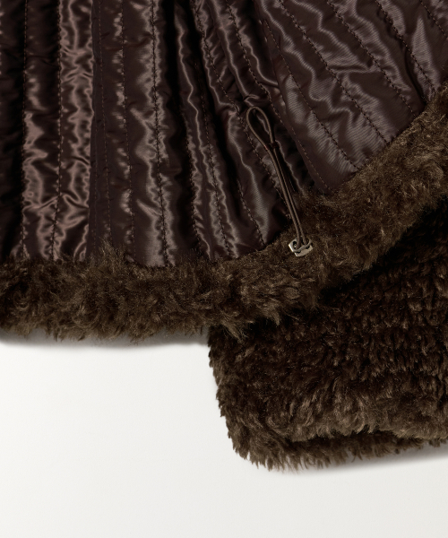 TTUDEMENT(トュードメント)の「TEDDY FUR JUMPER DARK BROWN(その他アウター・レディース・その他・SMALL/MEDIUM)」の8枚目の写真