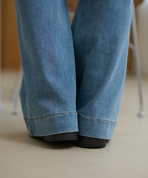 LAULEN(ローレン)の「wide leg flare denim pants /ワイドレッグフレアデニムパンツ(デニムパンツ・レディース・ダークブルー/ライトブルー・M/S)」の3枚目の写真