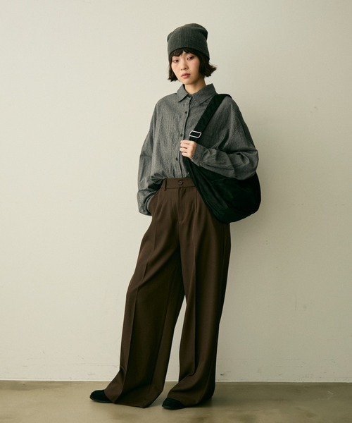 full/fill.(フルフィル)の「faux suede round shoulder bag / フェイクスウェードラウンドショルダーバッグ(ショルダーバッグ・レディース・ブラック/ダークブラウン・FREE)」の11枚目の写真