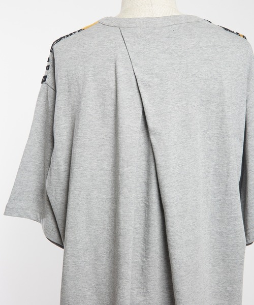 gomme(ゴム)の「バックタックT(Tシャツ/カットソー・レディース・グレー/ホワイト/ブラック・MEDIUM)」の22枚目の写真
