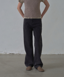 HANE（ハネ）の「Classic Semi Wide Denim Pants_Washing Black（デニムパンツ）」