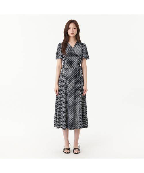 PLASTIC ISLAND（プラスティックアイランド）の「プリントジャージラップワンピース PR2CO061（ワンピース・レディース・ネイビー・MEDIUM/SMALL）」の2枚目の写真