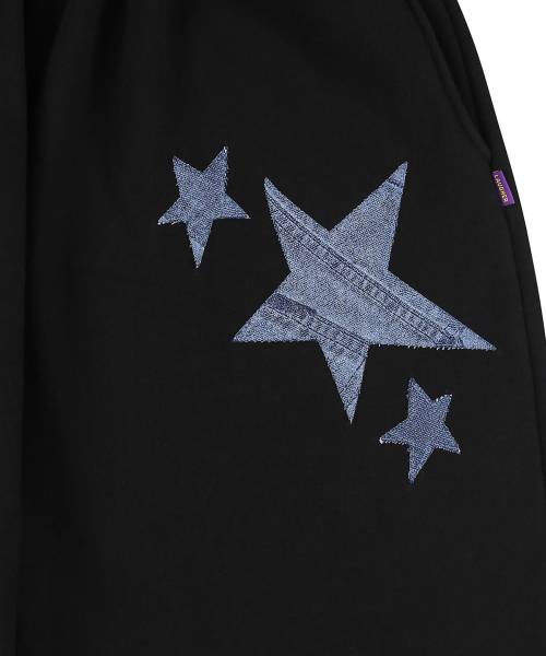 LAUGHER（ラファー）の「Star Denim Patchwork Jogger Pants - Black（スウェットパンツ・レディース・その他・FREE）」の4枚目の写真