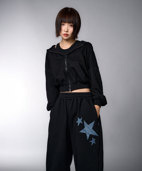 LAUGHER（ラファー）の「Star Denim Patchwork Jogger Pants - Black（スウェットパンツ・レディース・その他・FREE）」の6枚目の写真