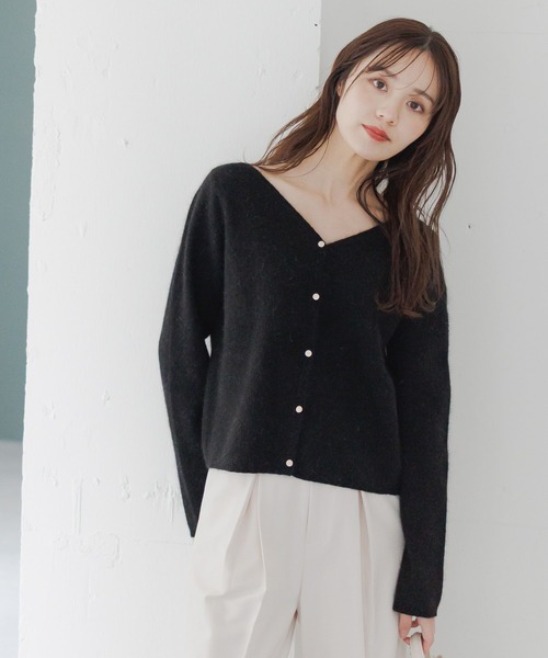 Andemiu(アンデミュウ)の「2WAYアンゴラVカーディガン612422(ニット/セーター・レディース・ブラック/グレー/オフホワイト/ブルー・FREE)」の3枚目の写真
