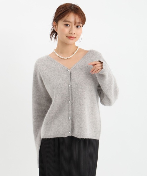 Andemiu(アンデミュウ)の「2WAYアンゴラVカーディガン612422(ニット/セーター・レディース・ブラック/グレー/オフホワイト/ブルー・FREE)」の14枚目の写真