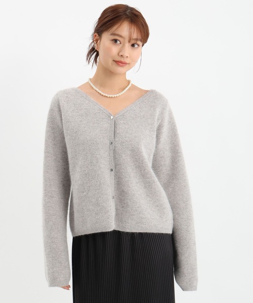 Andemiu(アンデミュウ)の「2WAYアンゴラVカーディガン612422(ニット/セーター・レディース・ブラック/グレー/オフホワイト/ブルー・FREE)」の15枚目の写真