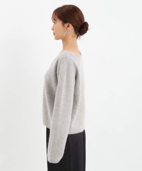 Andemiu(アンデミュウ)の「2WAYアンゴラVカーディガン612422(ニット/セーター・レディース・ブラック/グレー/オフホワイト/ブルー・FREE)」の19枚目の写真