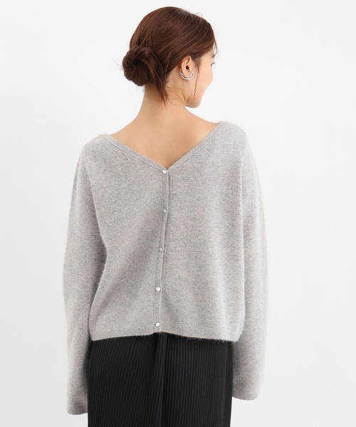 Andemiu(アンデミュウ)の「2WAYアンゴラVカーディガン612422(ニット/セーター・レディース・ブラック/グレー/オフホワイト/ブルー・FREE)」の22枚目の写真