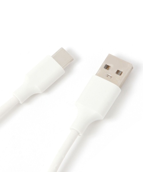 LAKOLE（ラコレ）の「USB Type-Cケーブル[1m] / 601576（スマホグッズ・レディース・チャコール/アイボリー・FREE）」の4枚目の写真