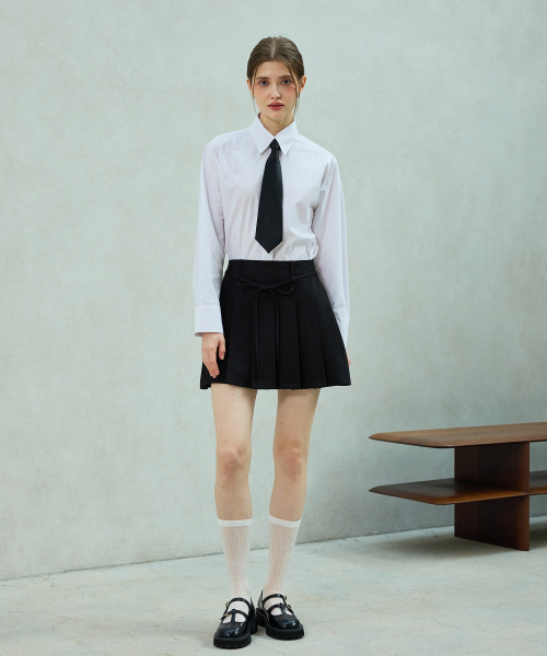ARI(アリ)の「UNBALANCE SHIRRING SHIRT / WHITE(シャツ/ブラウス・レディース・ホワイト・FREE)」の5枚目の写真