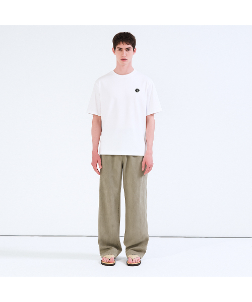 MISS BAKER(ミス ベイカー)の「スペースベイカー パッチTシャツ ホワイト(メンズ)(Tシャツ/カットソー・メンズ・ホワイト・LARGE/X-LARGE)」の2枚目の写真