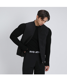 RVD（アールブイディー）の「ランニングライトパディングベスト（ブラック）（ダウンベスト）」