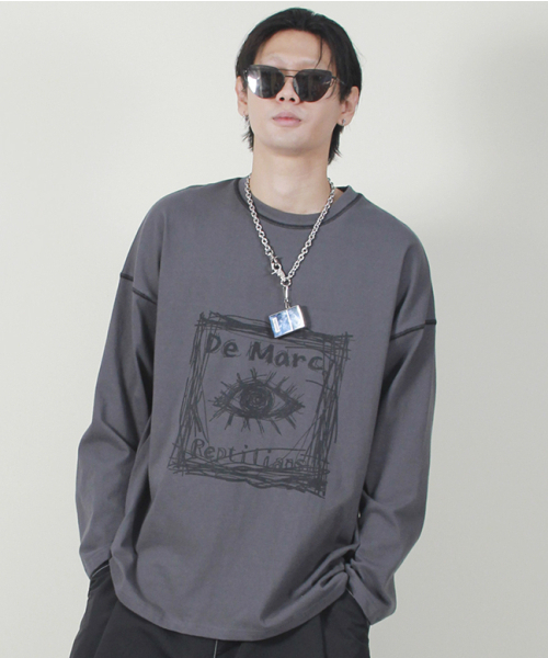 DEMARC(ドゥマーク)の「スクエアグラフィックスティッチ長袖Tシャツチャコール(Tシャツ/カットソー・メンズ・その他・LARGE)」の2枚目の写真