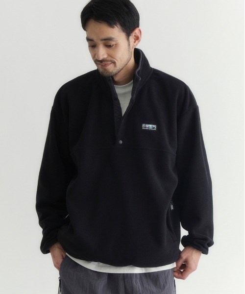 CAMP7（キャンプセブン）の「【CAMP7】フリース ハーフスナップ ロゴ トレーナー (クリーンなデザイン / 高保温性 / ドロップショルダー)（スウェット・メンズ・オフホワイト/グレー/ブラック・S/L/XL/M）」の2枚目の写真