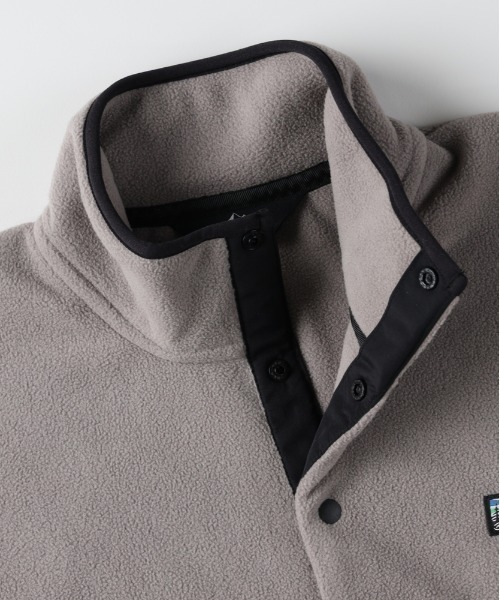 CAMP7（キャンプセブン）の「【CAMP7】フリース ハーフスナップ ロゴ トレーナー (クリーンなデザイン / 高保温性 / ドロップショルダー)（スウェット・メンズ・オフホワイト/グレー/ブラック・S/L/XL/M）」の5枚目の写真