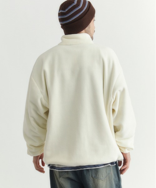 CAMP7（キャンプセブン）の「【CAMP7】フリース ハーフスナップ ロゴ トレーナー (クリーンなデザイン / 高保温性 / ドロップショルダー)（スウェット・メンズ・オフホワイト/グレー/ブラック・S/L/XL/M）」の12枚目の写真