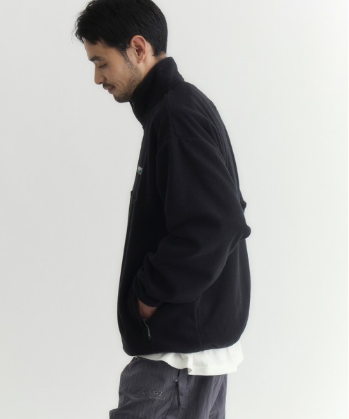 CAMP7（キャンプセブン）の「【CAMP7】フリース ハーフスナップ ロゴ トレーナー (クリーンなデザイン / 高保温性 / ドロップショルダー)（スウェット・メンズ・オフホワイト/グレー/ブラック・S/L/XL/M）」の16枚目の写真