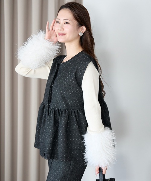 Neige(ネージュ)の「スノードットペプラムベスト(ベスト・レディース・ネイビー/ブラック・ONE SIZE)」の19枚目の写真