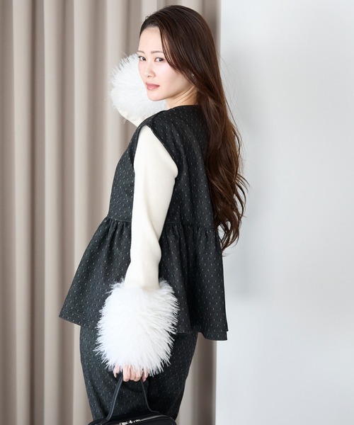 Neige(ネージュ)の「スノードットペプラムベスト(ベスト・レディース・ネイビー/ブラック・ONE SIZE)」の16枚目の写真