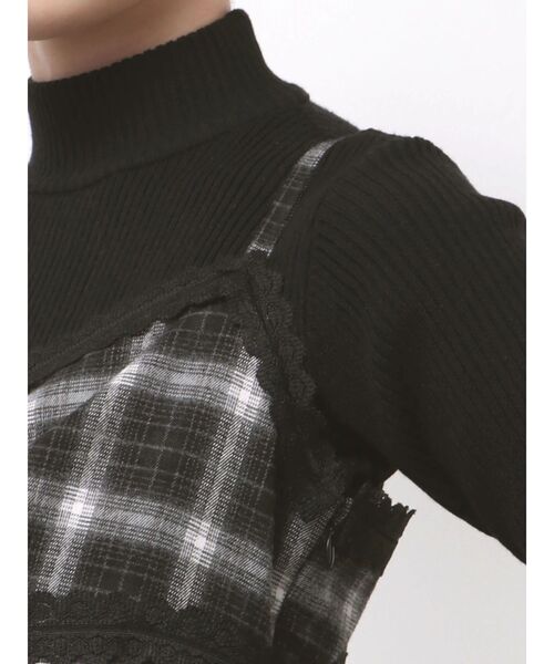 EMODA(エモダ)の「アシンメトリーフリルマキシワンピース(ワンピース・レディース・ブラック/ネイビー/ベージュ・FREE)」の18枚目の写真