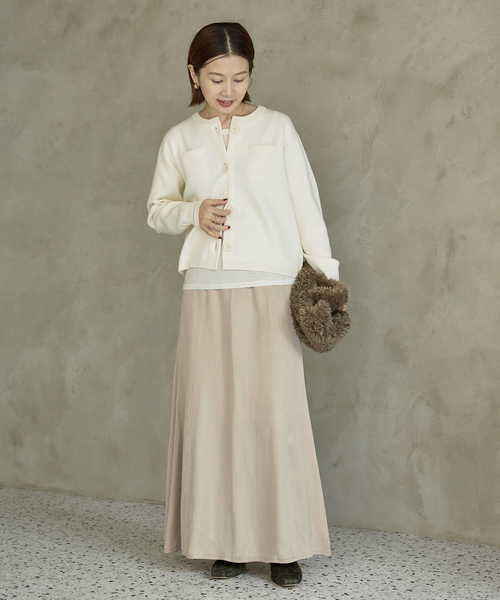 IENA（イエナ）の「キュプラフィブリルフレアスカート（スカート・レディース・チャコールグレー/ベージュ・38/36/34）」の12枚目の写真