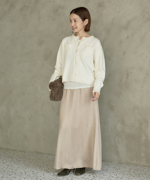 IENA（イエナ）の「キュプラフィブリルフレアスカート（スカート・レディース・チャコールグレー/ベージュ・38/36/34）」の21枚目の写真