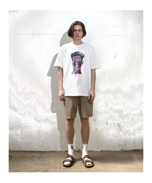 NOTHINGON(ナッシング オン)の「レッドフェイスイラストグラフィック半袖Tシャツホワイト(Tシャツ/カットソー・メンズ・その他・SMALL/MEDIUM/LARGE/X-LARGE)」の4枚目の写真