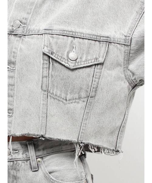 EVRIS（エヴリス）の「ヴィンテージライクカラーデニムブルゾン【セットアップ着用可能】（デニムジャケット・レディース・インディゴブルー/グレー/ブルー・FREE）」の21枚目の写真