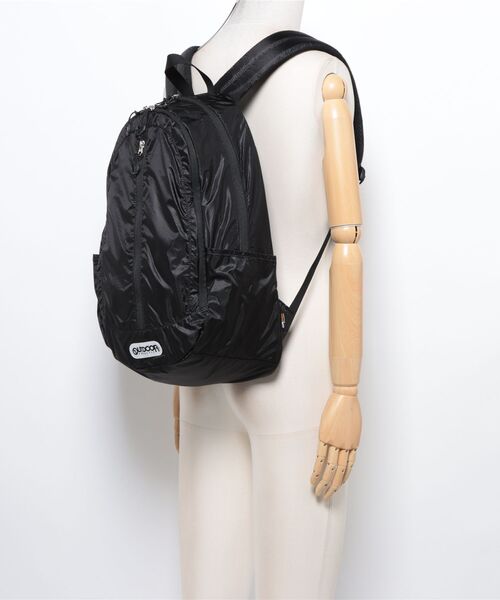 OUTDOOR PRODUCTS(アウトドアプロダクツ)の「【OUTDOOR PRODUCTS / アウトドアプロダクツ】 撥水 コーデュラナイロン 軽量 バックパック 19L(バックパック/リュック・レディース・ブラック/ベージュ・FREE)」の3枚目の写真