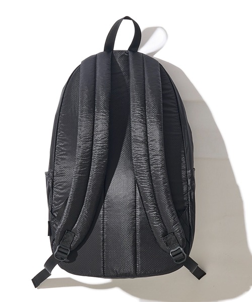 OUTDOOR PRODUCTS(アウトドアプロダクツ)の「【OUTDOOR PRODUCTS / アウトドアプロダクツ】 撥水 コーデュラナイロン 軽量 バックパック 19L(バックパック/リュック・レディース・ブラック/ベージュ・FREE)」の5枚目の写真